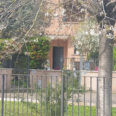 Domus Πανσιόν 4*
