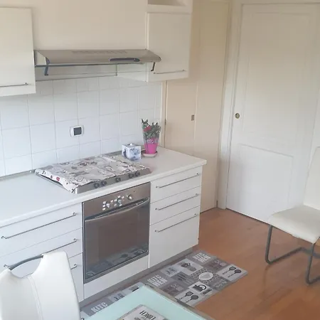 Domus 4* Ρώμη